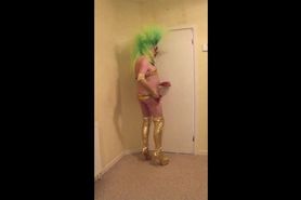Green haired slut in gold thigh boots