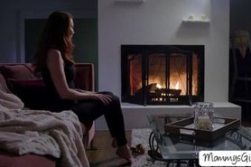 MILF Mona Wales lesbian 3way with stepdaughters Kenzie 