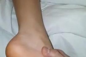 Cumming on sleepy feet