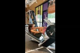 Fingering her pussy in the bathroom after a gym session