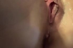 Squirt that pussy 5
