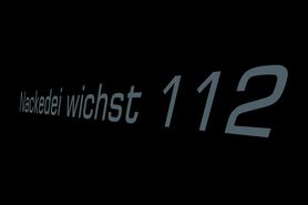 Nackedei wichst 112