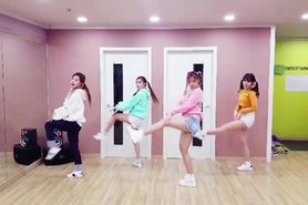 Flashe cover momoland