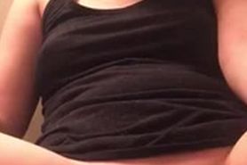 Using wand and big dildo to cum for daddyl