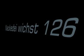 Nackedei wichst 126