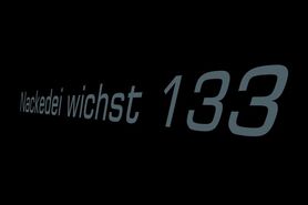 Nackedei wichst 133