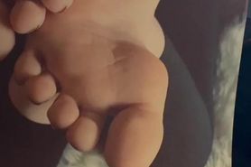 cum on her sexy soles