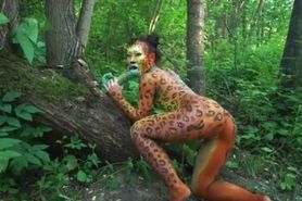 Bodypainted Asian Cat HUmps Tree