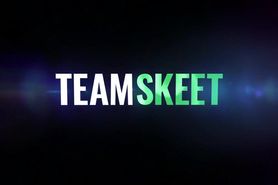 Stepsis your sexy outfit make me want to have sex with 