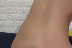 Jeab dildo in ass