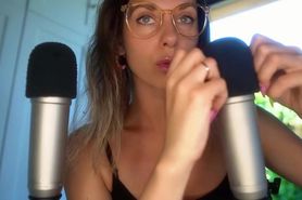 Stroke to the rhythm ASMR
