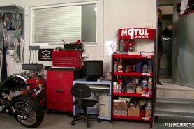 Discover Hot Blond Lady In Garage - Ready For Pissing