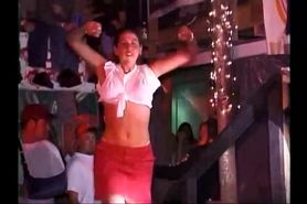 NFL wife Jessica Colombo getting naked at spring break