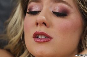 Pawg River Lynn Rides Her Huge Jiggly Ass Anal On Zac W