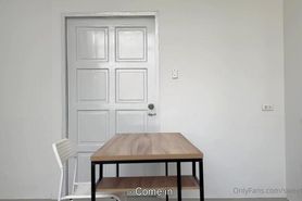 Teach This Bimbo a Lesson Shell Never Forget