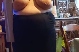 amelie michon vous montre sa poitrine 2