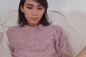 Fuck my tight new toy and squirt