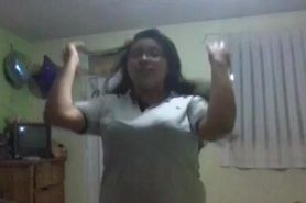Betzy bailando