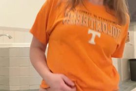 Amateur milf riding dildo