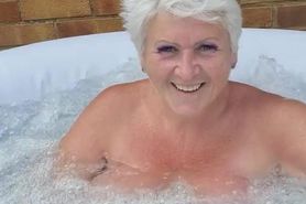 a granny nude in hot tub 2314