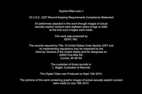 Sophia Kitten presenting open pussy