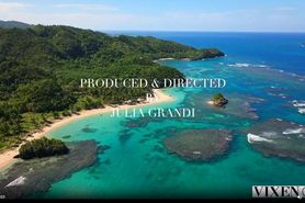 Ambar Lapiedra Lilly Phillips Vixen com Poly Holiday Pa