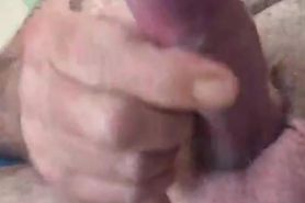 Pjotr rukt aan zijn stijve lul