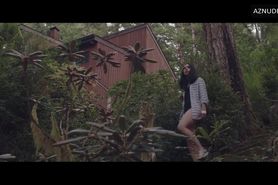 Sydney Sweeney Lesbian and Butt Scene in Clementine