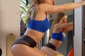 Naked girls everywhere