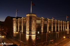 Rencontre douloureuse gangbang