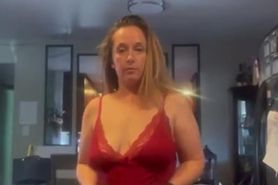 Jiggly Mature Pawg