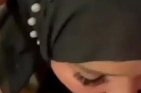 Hijabi slut giving blowjob
