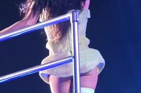 Katy Perry butt show