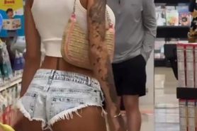 Naked girls everywhere