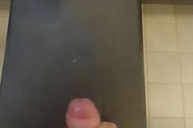Minnapiina friend gets good cumshot