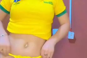Aline Marques 21