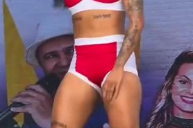 Energetic Latina Babe Dances