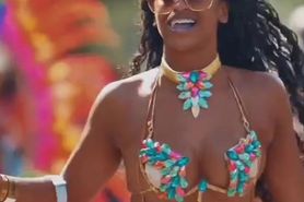 Island Girl Shakes Massive Rear