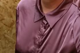 Trav Ria in het speelt in het pashokje