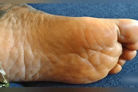 The sexy feet of Alika makes Cherry lesbian