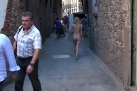 Dominica nude in public