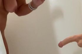 MILF SHOWER BATE