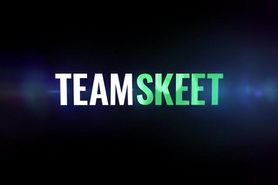 Cheerleaders daughs swap