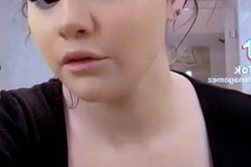 Selena Gomez Cleavage