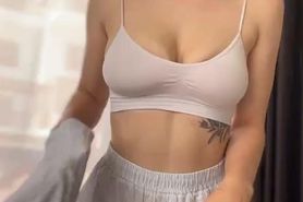 a teen milla morrison mast on webcam 211