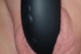 Norway MILF with Womanizer