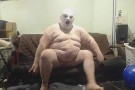 FatAssSmallDick shakes Big Fat ass on camera