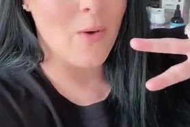 Stupid BBW Bimbo Karla James Tries On Small Bras