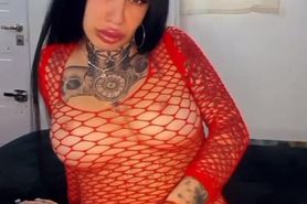 amputated baddie