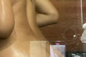 Li1dedjanet Spreads Her Ass on Glass Shower Door